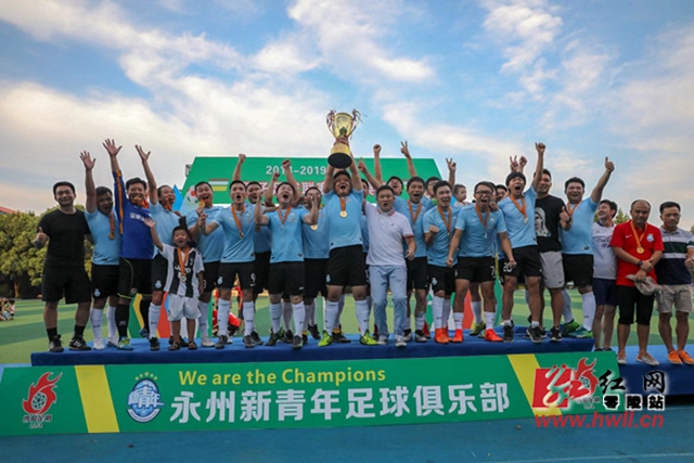 赵嘉义17分青岛胜广州 闫鹏飞12分上海负宁波